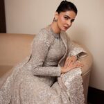 Saba Qamar Zaman Instagram - There are so many beautiful reasons to be happy. 💕