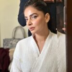 Saba Qamar Zaman Instagram - Hello 💋