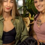 Sabina Mazo Instagram - Don’t miss the new episode of CAFE CON MAZO ☕️ tomorrow 7 am PT with my beautiful and talented guest @natnatmma Thank you @theboyandthebearco for the absolute amazing coffee and beautiful place!! @anibal_rod13 @dreams2reality_podcast for amazing production