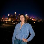Sabina Mazo Instagram - Si no lo haces tú, NADIE más lo hará por ti. Es muy importante estar bien rodeados pero no le podemos dejar nuestra responsabilidad a los demás. Ponerle la culpa o la responsabilidad a los demás. Haz tú el trabajo para que tú recojas tus frutos y tus consecuencias. es muy fácil ser víctima pero eso no lleva a nada, sino al fracaso. Así que levántate asume y sigue en frente para poder cumplir todos los objetivos (mensaje para ustedes y para mi misma).