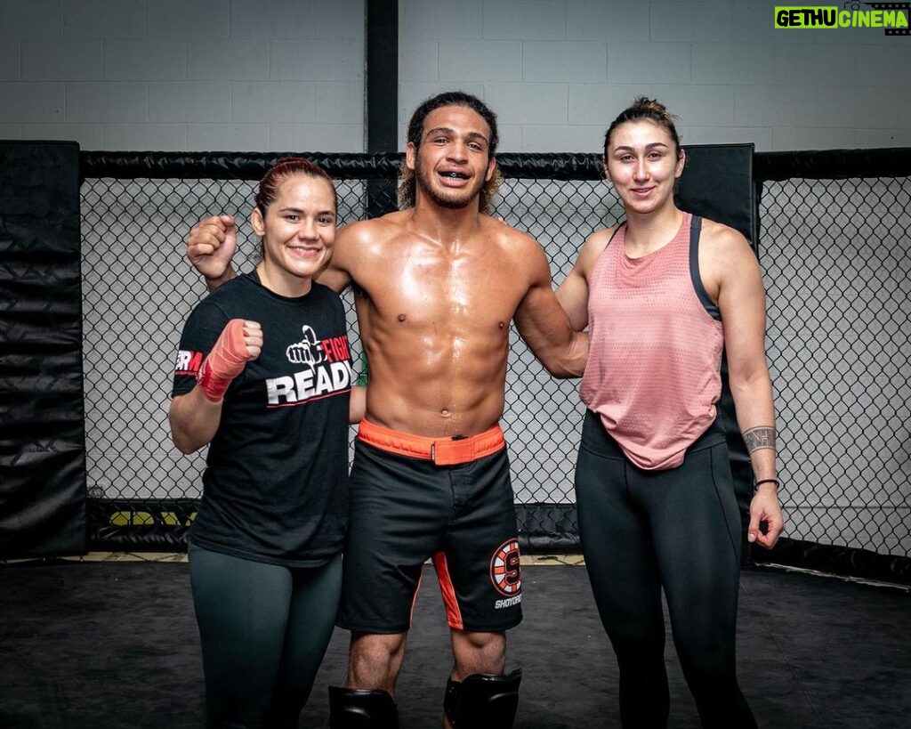 Sabina Mazo Instagram - About today sparring! 😈 Thank you @emilsmarie for the shots 📸