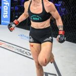 Sabina Mazo Instagram - Meses de trabajo para este momento. Estoy muy agradecida con la vida y con todos a los que han hecho parte de este camino. Vamos por mucho más. 🏆 gracias @lfafighting por darme la oportunidad de pelear por este cinturón y de que construyamos camino juntos nuevamente. - - Feeling greatful with life and everyone envolved. It’s been months of work and I’m happy with it. I’m excited for the future 😁🏆 thank you @lfafighting for putting an amazing show and allowing me to build my legacy with you guys again. Much love and respect.