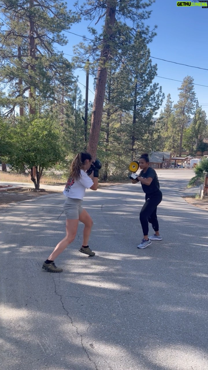 Sabina Mazo Instagram - Big bear trip with my girls. We did @boltwrestling wrestling camp and some sprints to utilize the altitude. 2 more weeks for my fight. - - Un Paseo corto para la montaña big bear. Aprovechamos a entrenar lucha y sprints para abrir bien el pulmón. 2 semanas para poder pelear por el cinturón de @lfafighting - - #mmachamp #mazo #colombia #medellinpalmundo #medellin #cali #blackhouse #champion #sabinamazo #herewego #mytime