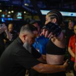 Sabina Mazo Instagram - Ese momento de ir hacia el octágono es muy emocionante. Difícil de describir pero sin duda muy único. (La cuarta foto es mi favorita y la tuya!?) - That moment of walking to the cage is so unique. It’s a lot of emotions and sensations at the same time. (My favorite is the fourth one and yours!?) @lfafighting #lfa164