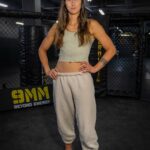 Sabina Mazo Instagram - Yesterday I had the pleasure to be in @dreams2reality_podcast talking a little bit about who I am and where I want to go. Check it out next week. Also a reminder that in august 4th I will be fighting for the @lfafighting belt in the 125lbs division. Don’t miss it 🫡 _ _ Ayer estuve contando mi historia y un poco de mis planes a futuro en el podcast de @anibal_rod13 Estuvo muy bacano así que cuando salga (la próxima semana) véanlo! Y paso a recordarles que este próximo 4 de agosto voy a estar peleando por el cinturón de @lfafighting en la categoría de peso mosca. #colombia #mazo #sabinamazo2.0 #blackhousemma #roadofvictory