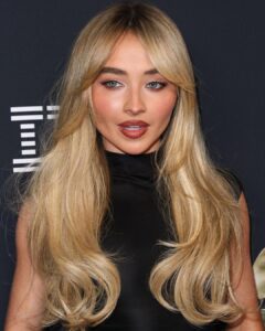 Sabrina Carpenter Instagram - networking
