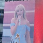 Sabrina Carpenter Instagram - Melbourne eras tour u are specialllll thank u for being so kind to us💌 see you this weekend Sydney