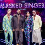 Sabrina Sato Instagram - Domingo é dia de ativar meu modo Detetive! 🕵️‍♀️ @maskedsingerbr @tvglobo