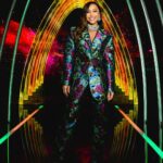 Sabrina Sato Instagram - Domingo é dia de ativar meu modo Detetive! 🕵️‍♀️ @maskedsingerbr @tvglobo