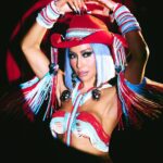 Sabrina Sato Instagram - Pronta para uma segunda de carnaval 2x mais intensa com a marca número 1 no combate as dores @dorflex 🩵❤️🤍 #DeixaComONovoDorflexMAX DORFLEX®️ MAX (dipirona monoidratada, citrato de orfenadrina, cafeína anidra). Indicações: no alívio da dor associada a contraturas musculares, incluindo cefaleia tensional. MS: 1.8620.0008. O USO DO MEDICAMENTO PODE TRAZER ALGUNS RISCOS. Leia atentamente a bula. SE PERSISTIREM OS SINTOMAS, O MÉDICO DEVERÁ SER CONSULTADO.Janeiro/2024. MAT-BR-2400183 * Quando comparado ao comprimido de Dorflex. Referências: 1- Bula Dorflex MAX.