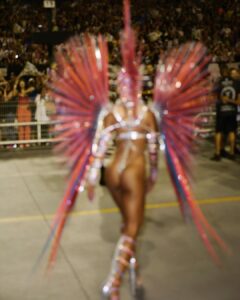 Sabrina Sato Instagram - Nosso samba nas constelações ✨🖤 Foi lindo @gavioesoficial 🖤 #Carnaval #CarnavalDaSabrina #Gaviões #GaviõesDaFiel