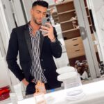 Sacha Buyse Instagram - Petit selfie avant le mariage de ma @ludivine_birker 📱! Comment trouvez vous ma tenue ! J’avais hâte de vous postez cette photo ! 🤭 Décontractée et en même temps chic ! J’adore 🤩 🌞 #tenue#mariage#amour#friends#forever#cannes#nice#hotelmartinez#lacroisette#sun#hollidays#goals Hotel Martinez