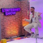 Sacha Buyse Instagram - hello les Belges 🇧🇪? je vous donne RDV ce soir sur la chaîne @tipikrtbf , à 22h20! on parlera de sujets intéressants, sans tabou de manière décomplexé et tout dans l'humour ! si vous ne connaissez pas @tipikrtbf ,c'est une chaîne décontracté,jeune,qui n'est pas dans le jugement,et qui s'intéresse à tout ! vivre avec son époque c'est une chose,mais comprendre son époque s'en est une autre ! c'était un plaisir pour moi de tourner avec eux ! pour les français , vous pouvez revoir le replay sur le site : auvio.be à tout à l'heure, hâte de vous retrouvez ❤️✅ Pour la petite info , je suis habillé par @eshopstylishclothes et coiffé par @mustache_bxl ! Allez jetez un œil 😉👌👍🏼 À tout de suiiiiiite🤝 #tv #divertissement #mode #camera #hairstyle #instagram #tipik #rtbf #makeupartist #chirurgie Tipik - RTBF