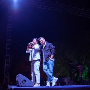 Sachin Sanghvi Instagram - Imagine going on stage , singing songs you made but singing them in sync with ur fans , getting emotional about the overwhelming love , getting teary on stage about the acceptance ,listening in awe the genius of the musicians in ur own band, I am falling short of words as I count my blessings .... @synapsedaiict and all the fans @gift_city_gandhinagar @realmeindia @romilved @hemant_artistmngr @iammadhardik yesterday's show almost canceled because of bad weather but you guys turned it into a night I wont ever forget. I will always be Indebted for this experience . 
Awesome pics by @karanghodapictures