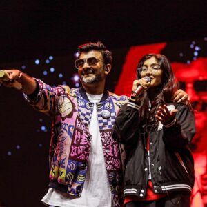 Sachin Sanghvi Instagram - Thankyou @mithibaikshitij for giving a father the unforgettable joy of watching his #laadki 🤍 shine 🌟 ! Ofcourse it was super fun performing for what I think is the coolest college fest in town ! What spectacular organisation and production done by the college kids and @mithibai.ac should be proud of that. @campussevents @campusmusicfestival_cmf . #kshitij #kshitij2023
As usual stellar pictures by @karanghodapictures @karanghoda