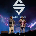 Sachin Sanghvi Instagram – Thankyou @mithibaikshitij for giving a father the unforgettable joy of watching his #laadki 🤍 shine 🌟 ! Ofcourse it was super fun performing for what I think is the coolest college fest in town ! What spectacular organisation and production done by the college kids and @mithibai.ac should be proud of that. @campussevents @campusmusicfestival_cmf . #kshitij #kshitij2023
As usual stellar pictures by @karanghodapictures @karanghoda Mithibai College Of Science, Arts & Commerce