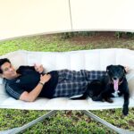 Sachin Tendulkar Instagram - 𝗠𝗔𝗫𝗶𝗺𝘂𝗺 𝗳𝘂𝗻 𝘄𝗶𝘁𝗵 𝗠𝗮𝘅. #DogsOfInstagram #FunFriday #ChillTime