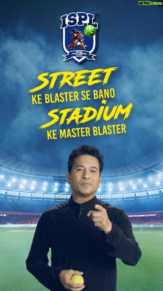 Sachin Tendulkar Instagram - Wickets Girenge, Sixers Padenge! ISPL mein gully ke ladke sab par bhaari padenge. Toh chalo ab #Street2Stadium Register now at ispl-t10.com (link in bio) #ZindagiBadalLo #Street2Stadium #NewT10Era #EvoluT10n #ispl #isplt10 @surajsamat @amol_kale76 @advocateashishshelar @ravishastriofficial @ispl_t10