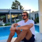Sadri Alışık Instagram - Good memories every summer🙏 ✨ #tb #çeşme #shoot Casa Luna Hotel Alaçatı