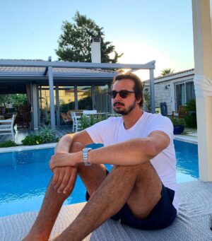 Sadri Alışık Instagram - Good memories every summer🙏 ✨
 #tb #çeşme #shoot