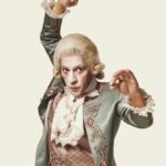 Sadri Alışık Instagram - Çolpan İlhan-Sadri Alışık Tiyatromuz ve Piu Entertainment iş birliği ile sahneleyeceğimiz yeni oyunumuz AMADEUS’un Mozart’ı Okan Bayülgen Ocak ayında prömiyer. Biletler 2 Aralık’ta satışta... #amadeus #sakm #piuentertainment #selçukyöntem
