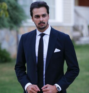 Sadri Alışık Instagram - 📸 🤵 #tb #shooting