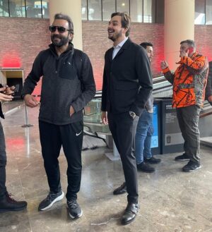 Sadri Alışık Instagram - 1923 Müzikali Prömiyer Sonrası 
23.04.2023 
🤜🤛 @keremalisik 💙