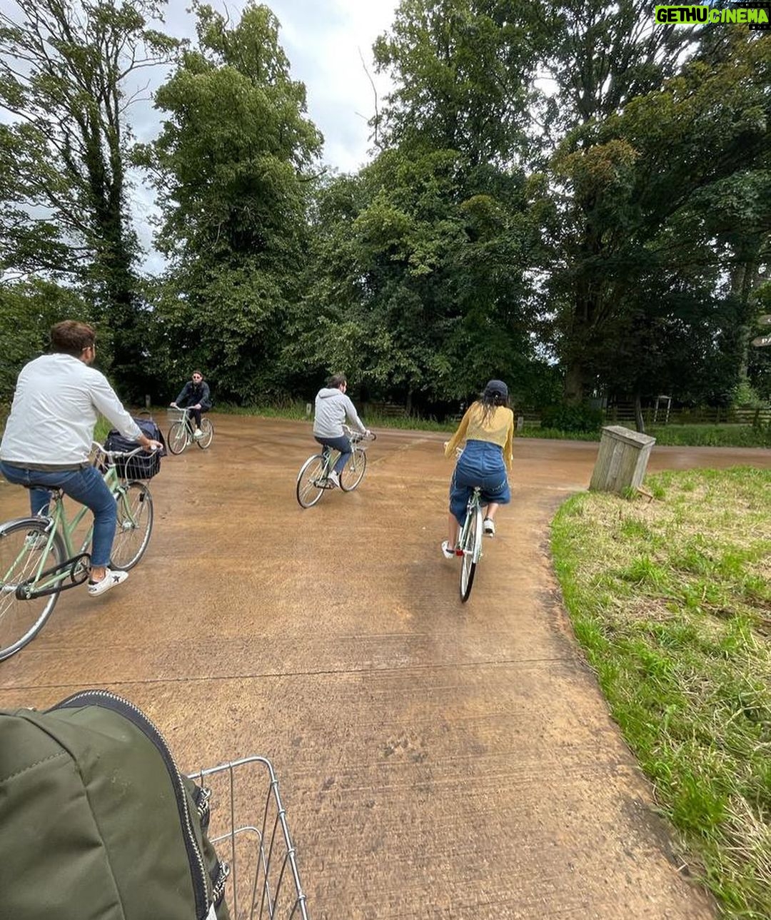 Sadri Alışık Instagram - Good memories 🌲🌿🚴♂️ #tb🔙 Soho Farmhouse