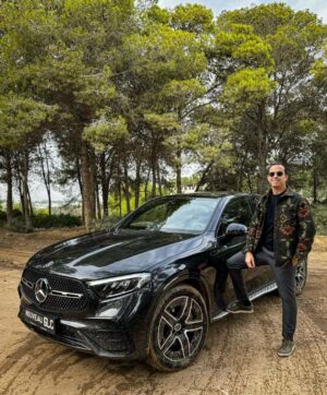 Sadri Skander Instagram - 🇹🇳 Au volant du Nouveau GLC Coupé AMG ✨
Prix : 339 000 DT TTC
@mercedes_benz_tunisie 
Merci au @fstunis pour l’acceuil
.
.
#mercedes #glc #mercedesbenz