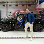 Sadri Skander Instagram - Vivre un crash test en live ✅ Un moment incroyable et unique, dans le fameux centre d’essai et sécurité Volvo, référence mondiale. Pour voir le nouveau Volvo EX90 (pas encore commercialisé), en phase de test sécurité par le constructeur suédois. Volvo Göteborg