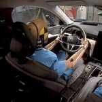 Sadri Skander Instagram - Vivre un crash test en live ✅ Un moment incroyable et unique, dans le fameux centre d’essai et sécurité Volvo, référence mondiale. Pour voir le nouveau Volvo EX90 (pas encore commercialisé), en phase de test sécurité par le constructeur suédois. Volvo Göteborg