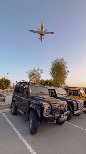 Sadri Skander Instagram - 🇹🇳 Toutes les générations old school du DEFENDER 🇹🇳
.
#landrover #defender