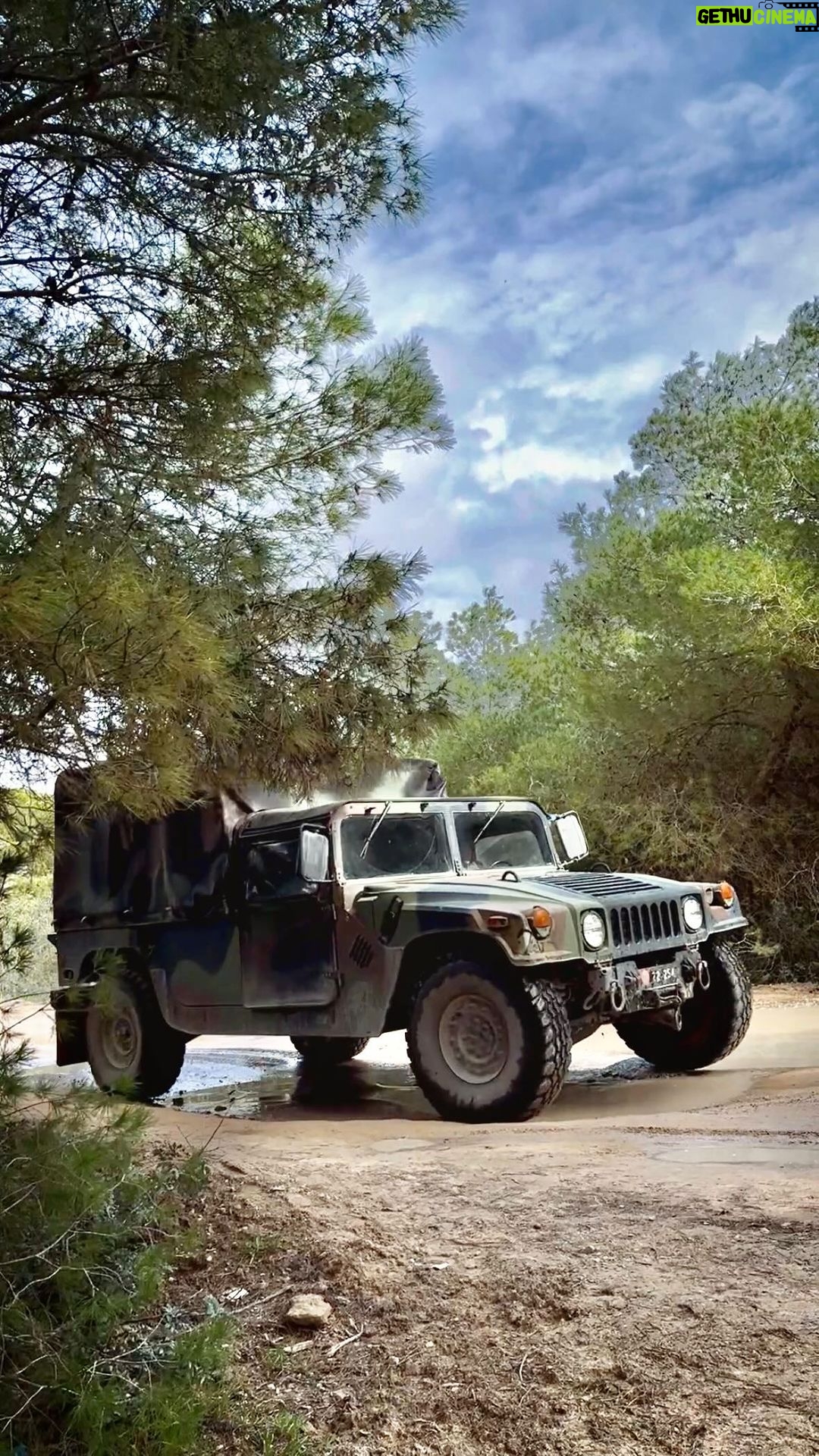 Sadri Skander Instagram - 🪖 Essai du jour 🎥 🇹🇳 HUMMER H1 🇹🇳 . . . . #hummer #h1 #hummerh1 #army #tunisia Tunisia