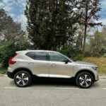 Sadri Skander Instagram - Pour le grand retour de Volvo en Tunisie on a choisi d’essayer celle qui a été élue voiture de l’année la :Volvo XC40 🇸🇪 B3 avec micro hybridation ♻️ Infos, prix en stories . . . . #volvo #volvoxc40 #xc40 Sidi Bou Said