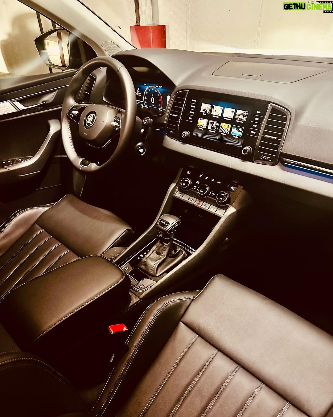 Sadri Skander Instagram - Nouveau SKODA KAROQ Infos prix, motorisation, équipements en stories Tunisia