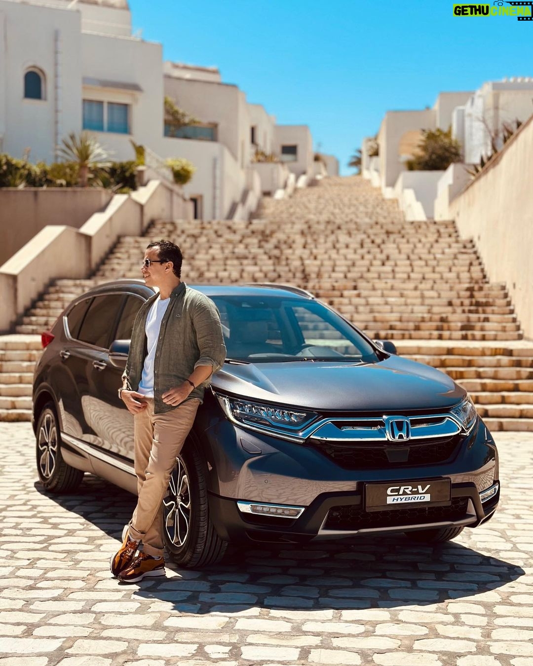 Sadri Skander Instagram - En direct avec le Nouveau HONDA CR-V Hybrid ⚡️e:HEV @honda.tunisie Gammarth