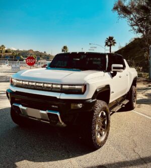 Sadri Skander Instagram - Quel monstre ! Jamais vu ça !!! + de 1000ch !!!!
Nouveau Hummer EV