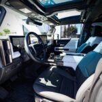 Sadri Skander Instagram - Quel monstre ! Jamais vu ça !!! + de 1000ch !!!! Nouveau Hummer EV California