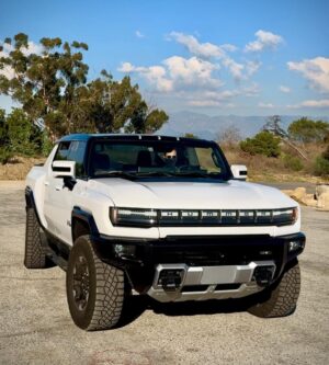 Sadri Skander Instagram - Quel monstre ! Jamais vu ça !!! + de 1000ch !!!!
Nouveau Hummer EV