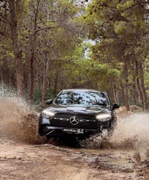 Sadri Skander Instagram - 🇹🇳 Au volant du Nouveau GLC Coupé AMG ✨
Prix : 339 000 DT TTC
@mercedes_benz_tunisie 
Merci au @fstunis pour l’acceuil
.
.
#mercedes #glc #mercedesbenz