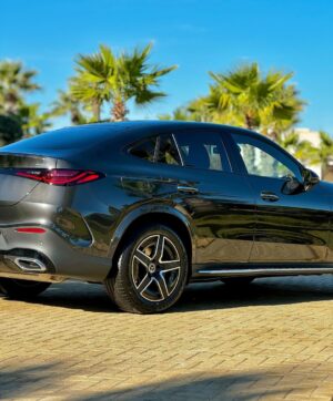 Sadri Skander Instagram - 🇹🇳 Au volant du Nouveau GLC Coupé AMG ✨
Prix : 339 000 DT TTC
@mercedes_benz_tunisie 
Merci au @fstunis pour l’acceuil
.
.
#mercedes #glc #mercedesbenz