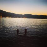 Safa Sarı Instagram - ❤️⛵️🦦 Dirsek Bükü