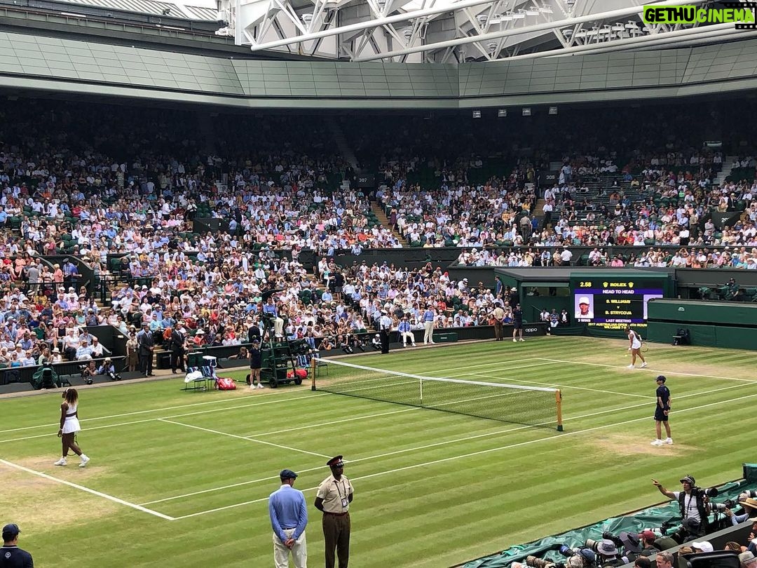 Saffron Burrows - 567 Likes - warm up at #wimbledon2019 Go #SerenaWilliams ! @serenawilliams