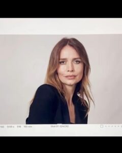 Saffron Burrows Instagram - It’s my Birthday ! Did this shoot, London style - Thank you wonderful @kaymontano my friend since I was 16💄 @chanelofficial and the brilliant @billiescheepersphotography 📸 @styland #fifty #50 #London hanging with friends after @kaymontano @wilder.botanics @hammarl