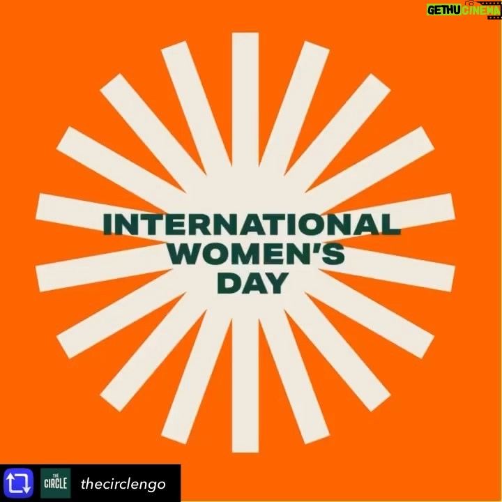 Saffron Burrows Instagram - Repost - The crisis affecting millions is a stark reminder of the need for unity and solidarity to give voice to the most marginalised in our communities. International Woman's Day is an important moment for us to get together and raise our voices against oppression. @thecirclengo We hope you can join us at our online event hosted by Anita Rani, BBC Radio 4 Women's Hour presenter. 8 March, 8-9pm GMT, online. Look forward to: 🧡 A welcome from our Founder, Annie Lennox, inspiring us as global feminists in 2022. 🧡 Stories from women in our partner projects in Uganda, Pakistan, South Africa, Sri Lanka, and the UK, including a powerful short film directed by actor Saffron Burrows with the story of a woman from our project partner Nonceba. 🧡Conversations with inspirational women who lead our partner organisations in Uganda, Sri Lanka, and the UK. 🧡And an exclusive performance by musician and Circle supporter, Jack Savoretti. 🧡Head to our bio to book your ticket, and we hope to see you there. #IWD2022 #Internationalwomensday #globalfeminism #womenempoweringwomen #bethechange #insolidarityandaction #feminism #endviolenceagainstwomenandgirls #endviolenceagainstwomen @itsanitarani @jacksavoretti