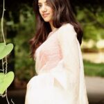 Sahana Sarvesh Instagram - Song on loop ➰ ♥️ Saree from @hafsaaddotcom Shot by @frames_arw Edit @iakashkalai @amaal_mallik #amaalmallik #mohabbat @aamnasharifofficial #bollywood #bollywoodvideo #southindian #reelsinstagram #transition
