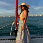 Sahana Sarvesh Instagram - Sea la vie! . . . 📸 @saratsrinath #travel #travelanddestinations #yachtlife #thailand #pattayanightlife