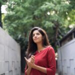 Sahana Sarvesh Instagram - I’m as innocent as I look thanks to @aviraljha 📸 @rehanabasheerofficial for the outfit ♥️