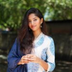 Sahana Sarvesh Instagram - 🦋 . . 📸 @frames_arw . . . . #portrait #portraitphotography #portraits #ootd #desi #indianwear #ethnicwear