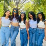 Sahana Sarvesh Instagram - Hopping on to the trend! 🕶 Dc @nidhi.reddy.k Dancing w @khushimehra.25 @__shy__doll__ @snehaaaa01_ @avanti.26 @_d3eepti . . Edit @cutscoffeestudio 📸 @frames_arw #bollywood #trending #bollyqueen #dance #dancer #girlgang #girlpower #dancelife #bollywoodstyle #chennai